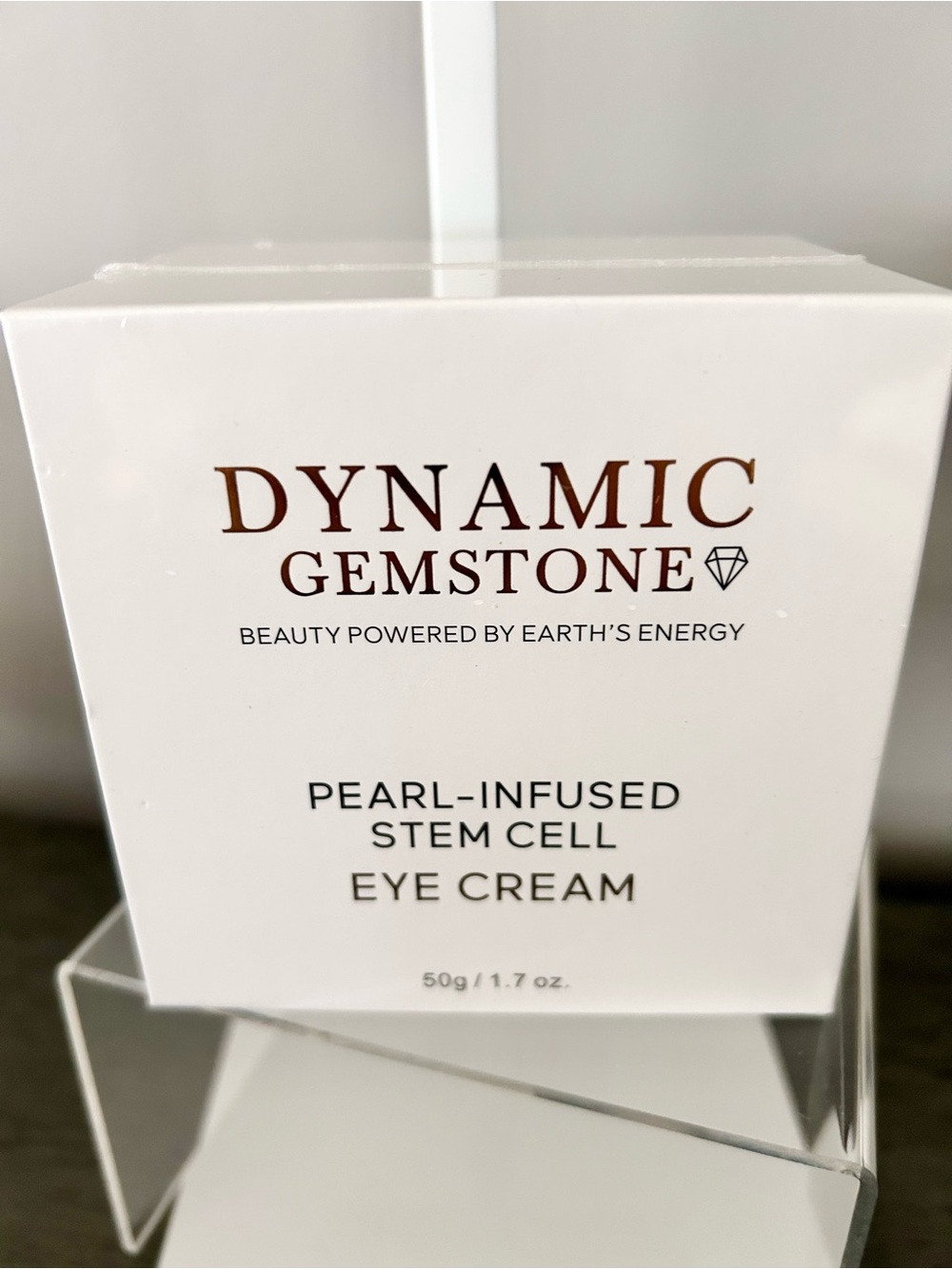 Dynamic Gemstone Pearl-Infused Stem Cell Eye Cream